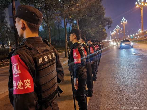 重庆西南虎击败广州，豪取胜利