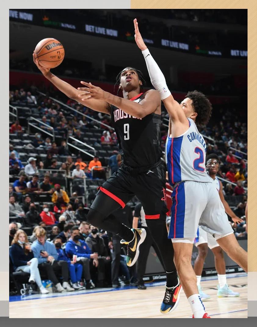 火箭豪取两连败,华特登顶全场最高分 火箭豪取两连败,华特登顶全场最高分