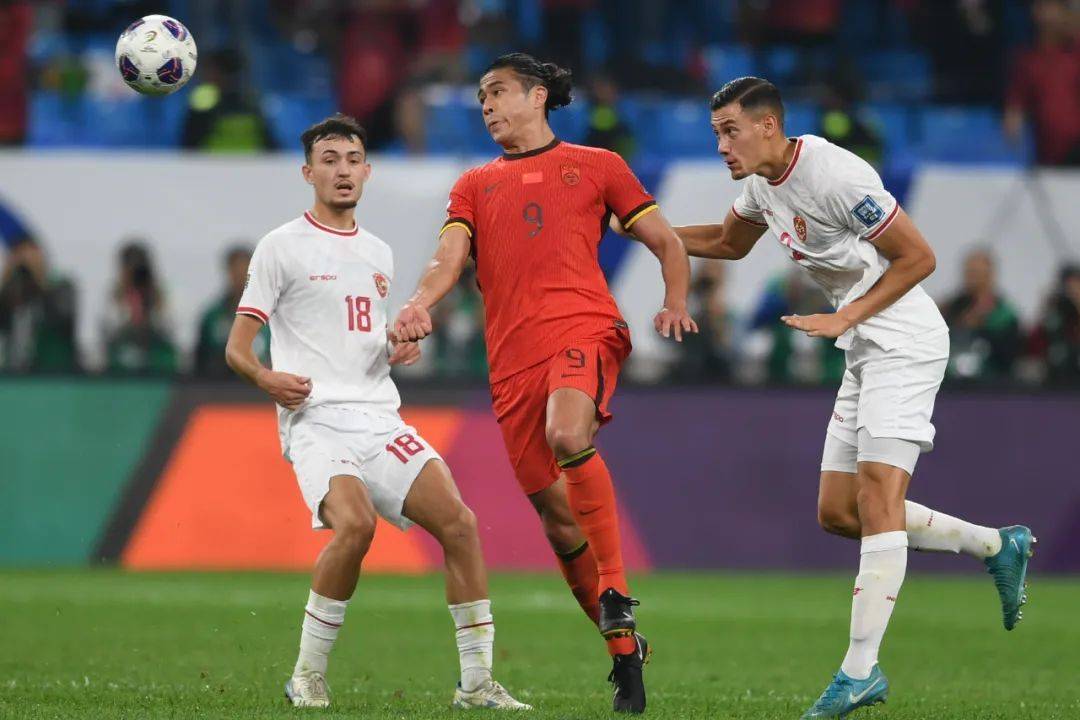 不来梅队遭遇双杀，士气低迷