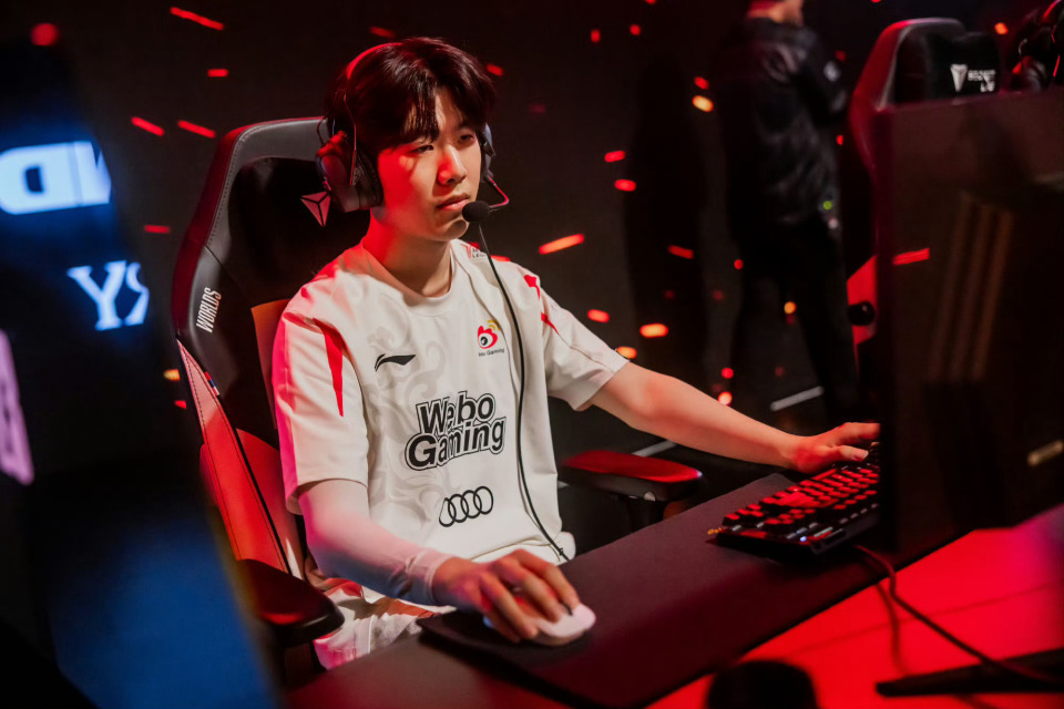 包含KT碾压WBG,Ming操刀奇招英雄翻盘宿敌对决2025世界赛,成为赛场最大亮点的词条 包含KT碾压WBG,Ming操刀奇招英雄翻盘宿敌对决2025世界赛,成为赛场最大亮点的词条