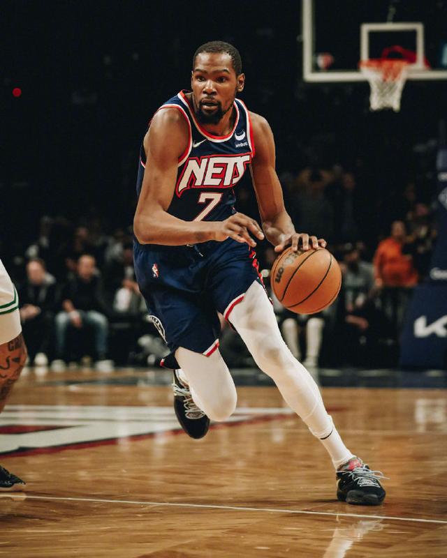 篮网主场击败灰熊,杜兰特连得25分 篮网主场击败灰熊,杜兰特连得25分