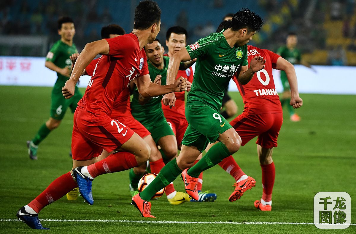 开云体育登录-天津天海主场力克天津泰达，双雄对决胜负分明