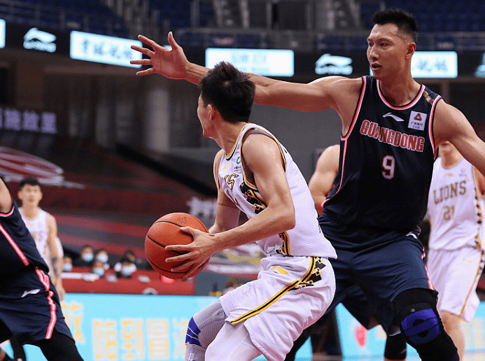 -阿森纳主场胜出，叶德林助攻上演逆袭