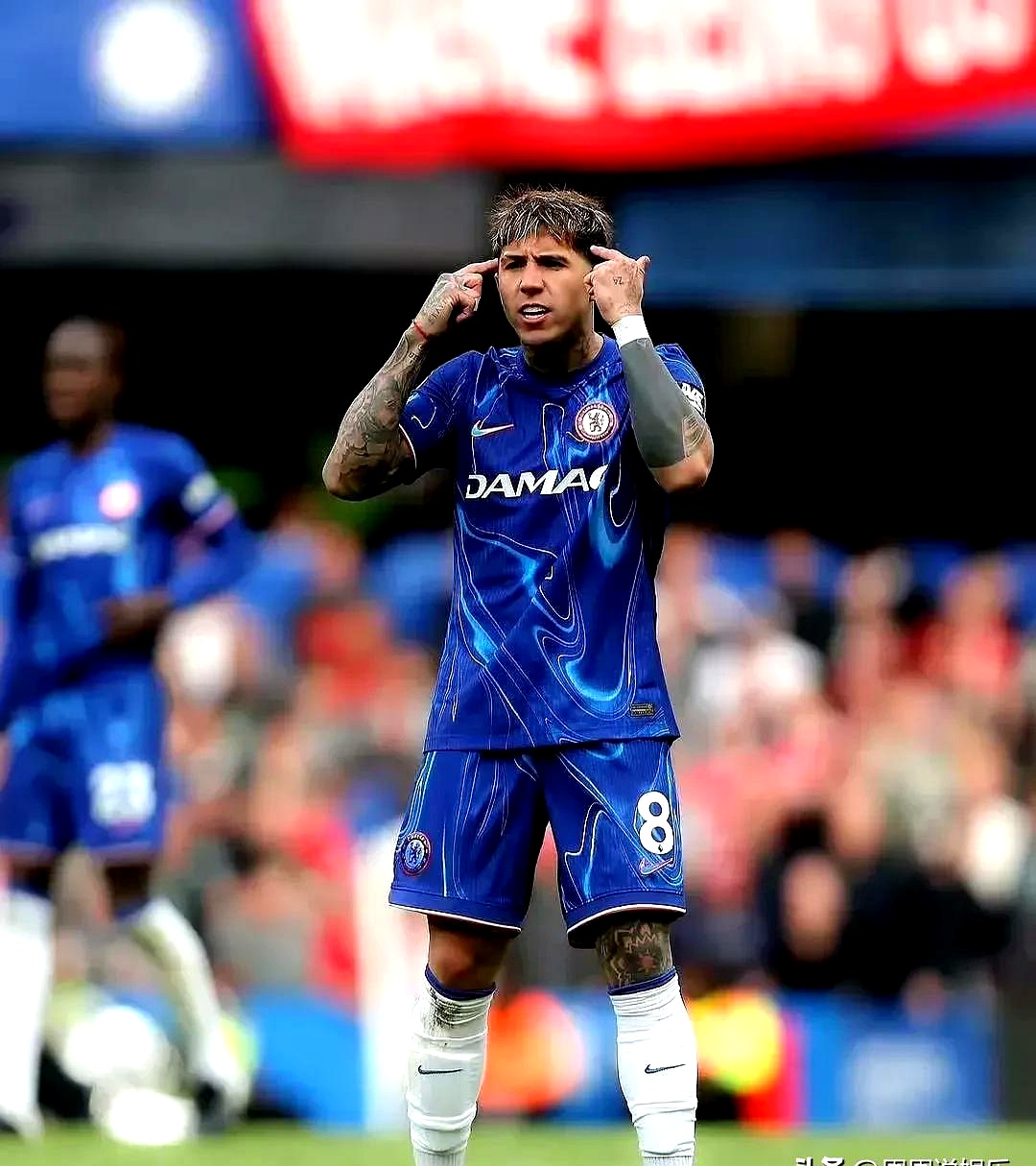 艾尔切客场发挥不佳,遭遇失利 艾尔切客场发挥不佳,遭遇失利