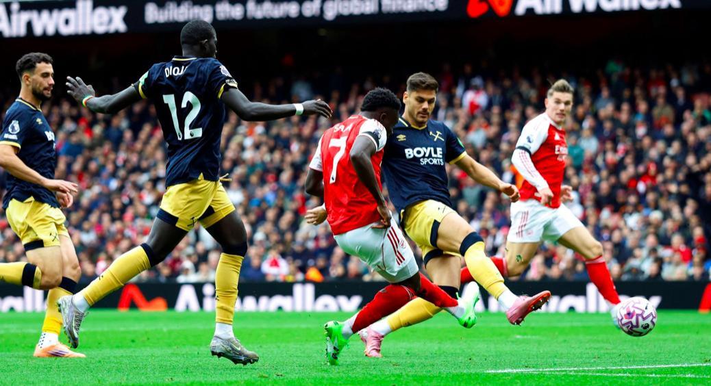 英超豪门战力失衡,名将频频伤退 英超豪门战力失衡,名将频频伤退