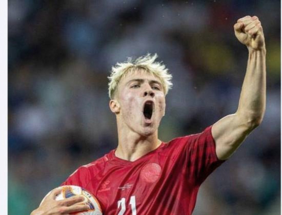 曼联再遭利物浦绝杀,西蒙尼谢幕战落败 曼联再遭利物浦绝杀,西蒙尼谢幕战落败