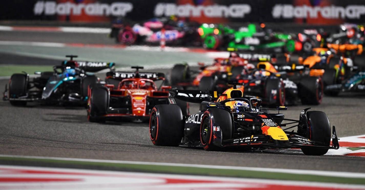 开云体育中国-关于红牛车队力克威廉姆斯，塞恩斯状态火热的信息