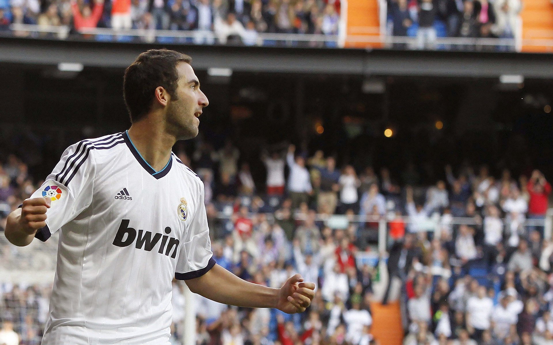 沉默的爆破手,阿尔瓦雷斯一鸣惊人,多特蒙德炸穿拉齐奥防线